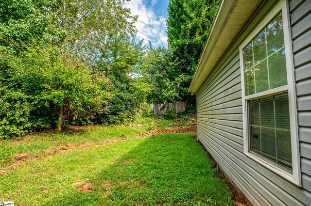 6 Pecan Grove Court, Travelers Rest, SC 29690