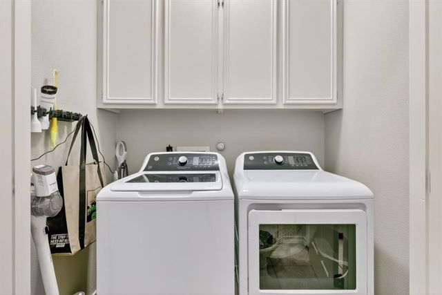 2942 Masterson Dr, Corpus Christi, TX 78415