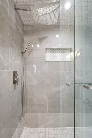 2829 Harvest Hill Drive, Grapevine, TX 76051