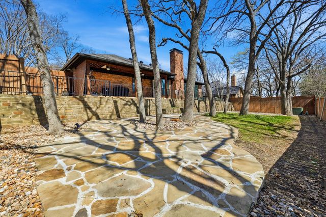 2829 Harvest Hill Drive, Grapevine, TX 76051