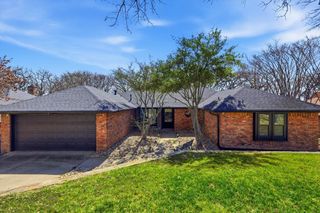 2829 Harvest Hill Drive, Grapevine, TX 76051