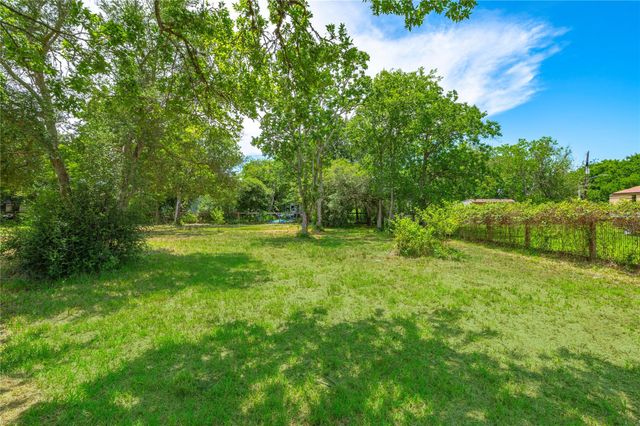 410-416 7th Street, Dickinson, TX 77539