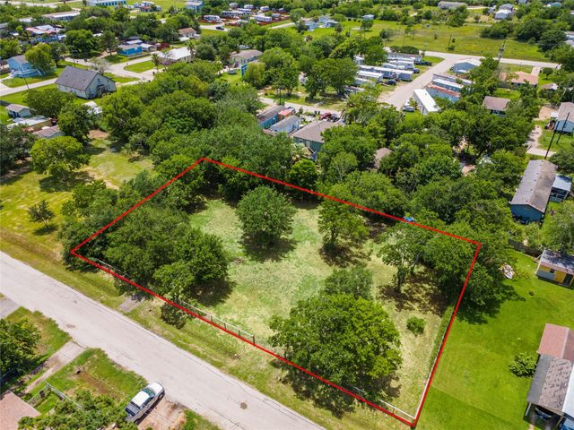 410-416 7th Street, Dickinson, TX 77539