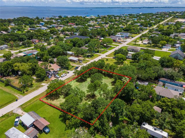 410-416 7th Street, Dickinson, TX 77539