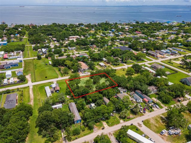 410-416 7th Street, Dickinson, TX 77539