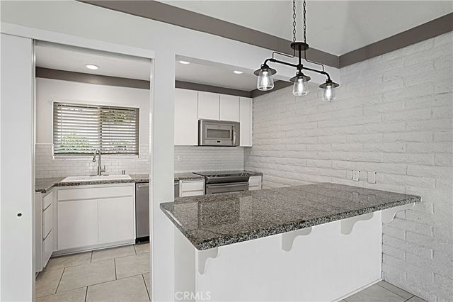 22392 Canyon Club Drive, Canyon Lake, CA 92587