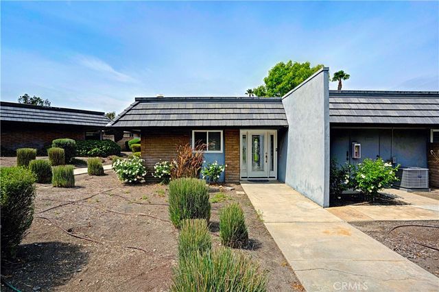 22392 Canyon Club Drive, Canyon Lake, CA 92587