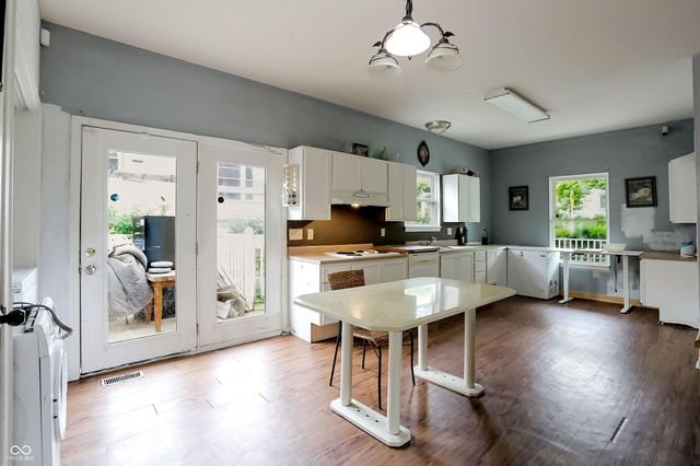434 N Fairview Street, Bloomington, IN 47404