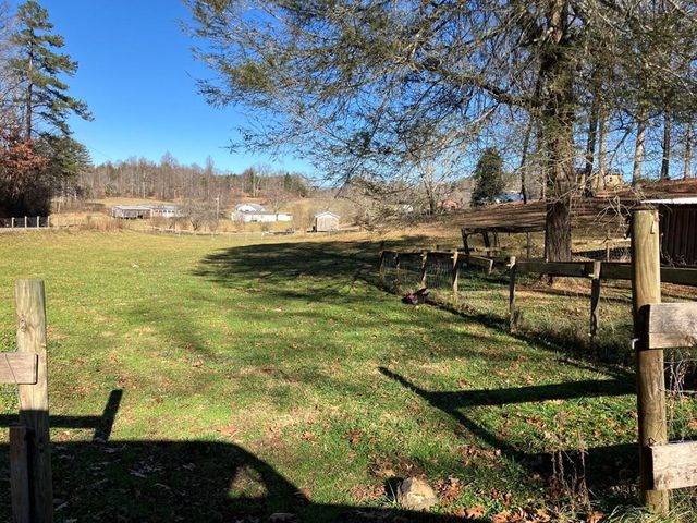 105 Liberty Road, Murphy, NC 28906