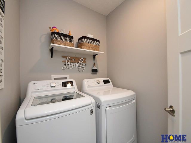 5806 S 94th Street, Lincoln, NE 68526