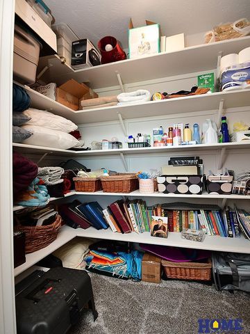 5806 S 94th Street, Lincoln, NE 68526