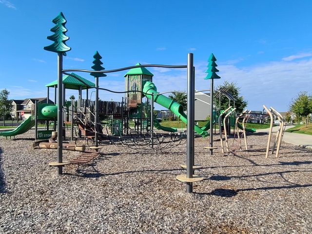 68 143rd Ave NW, Andover, MN 55304