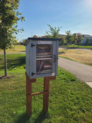 68 143rd Ave NW, Andover, MN 55304