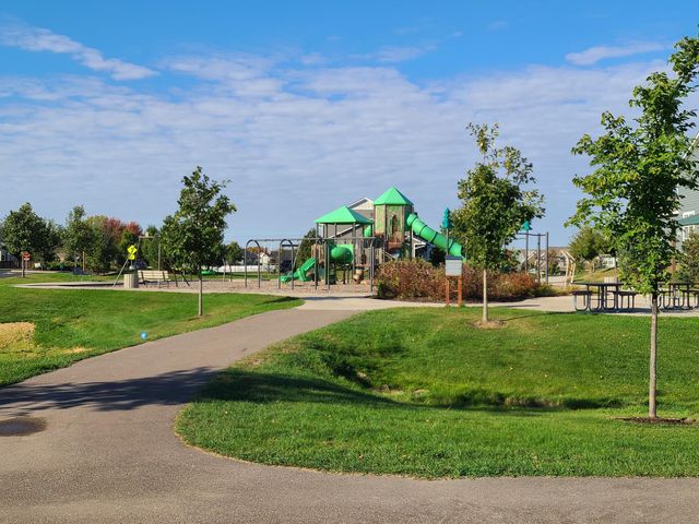 68 143rd Ave NW, Andover, MN 55304