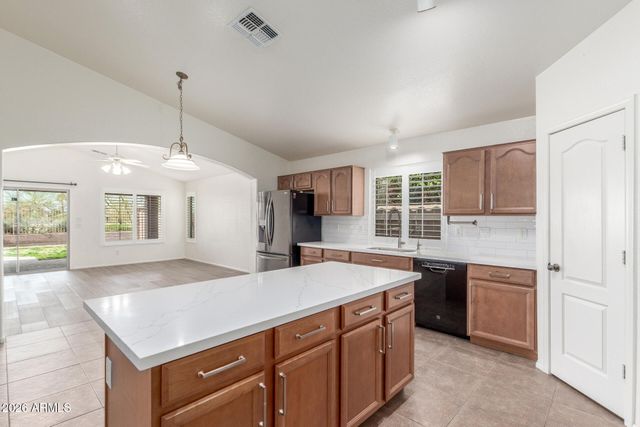 21950 N DIETZ Drive, Maricopa, AZ 85138