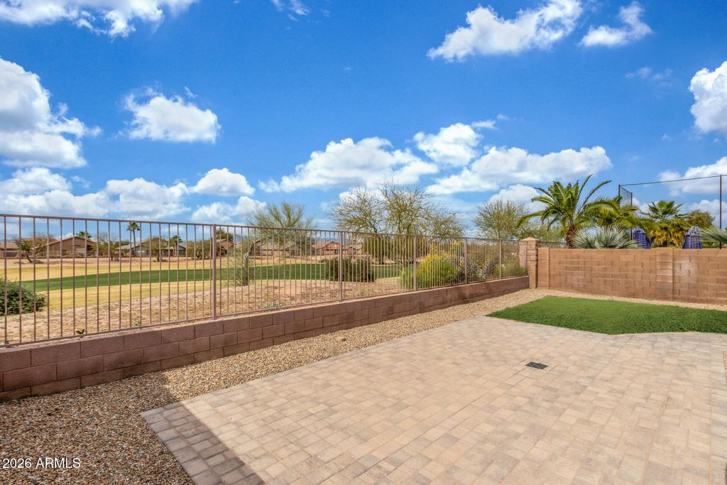 21950 N DIETZ Drive, Maricopa, AZ 85138