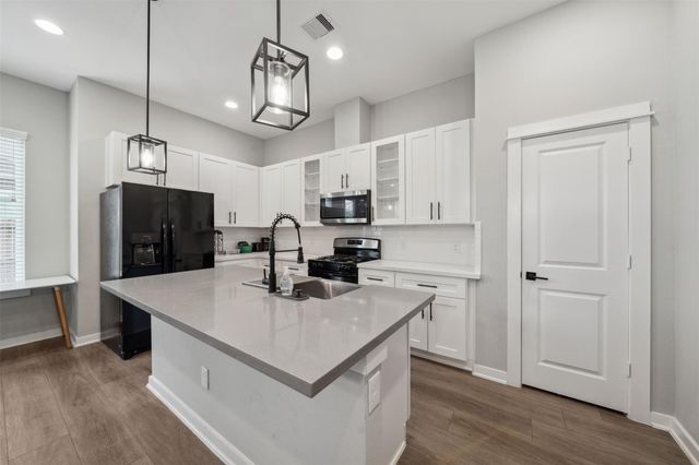 8470 Berry Green Lane, Houston, TX 77022