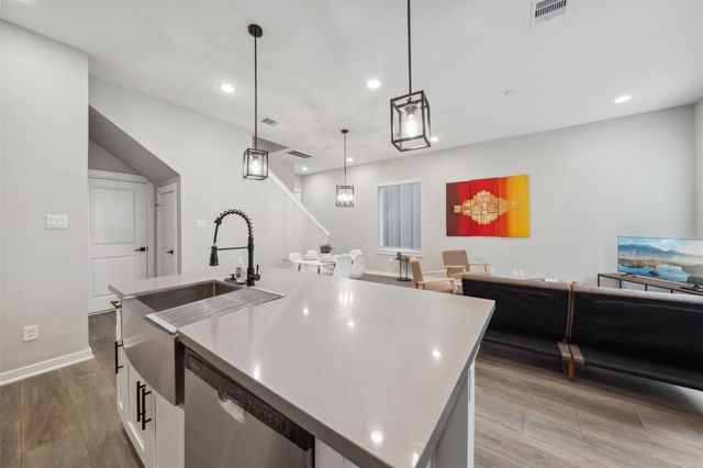 8470 Berry Green Lane, Houston, TX 77022