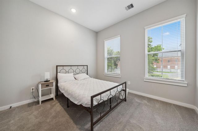 8470 Berry Green Lane, Houston, TX 77022