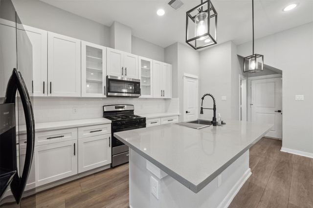 8470 Berry Green Lane, Houston, TX 77022