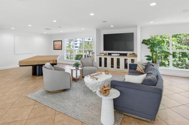 1102 Russell Drive, Highland Beach, FL 33487