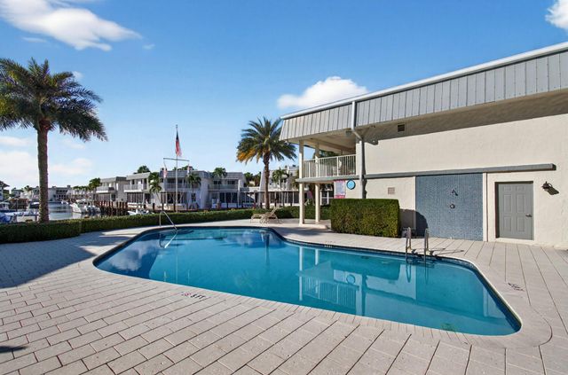 1102 Russell Drive, Highland Beach, FL 33487