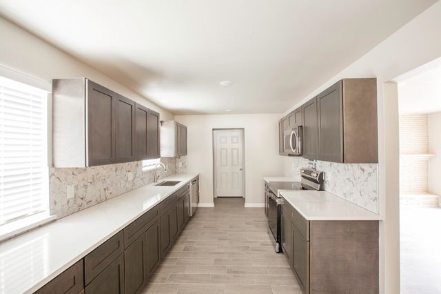 2386 Chart Drive, Dallas, TX 75228