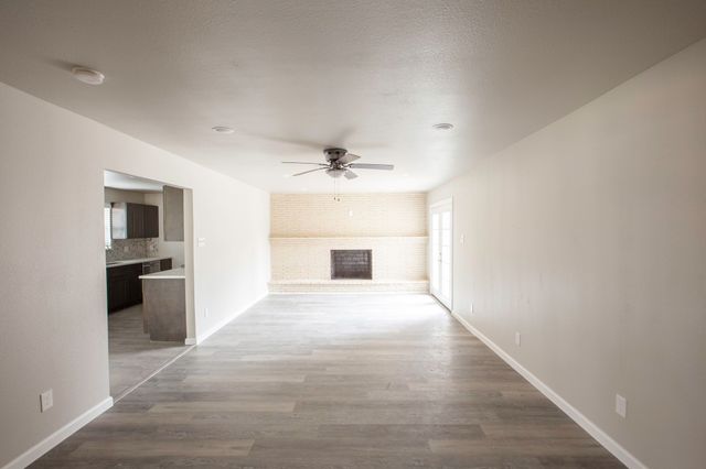 2386 Chart Drive, Dallas, TX 75228