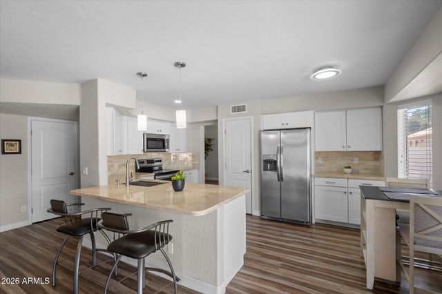 613 W SERENO Drive, Gilbert, AZ 85233