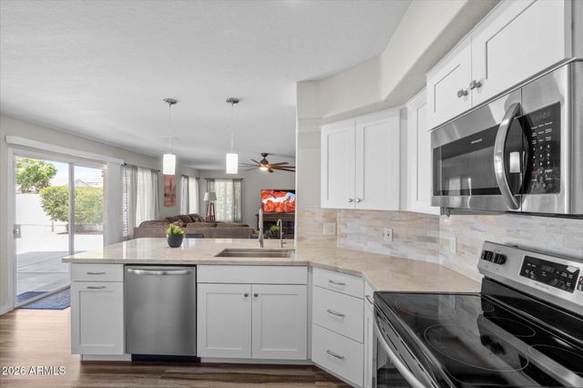 613 W SERENO Drive, Gilbert, AZ 85233