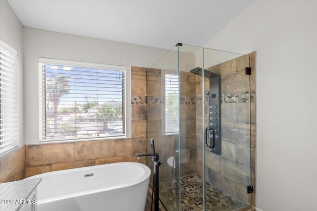 613 W SERENO Drive, Gilbert, AZ 85233