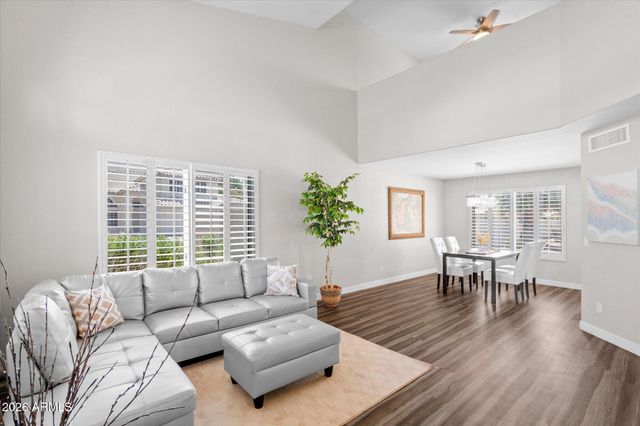 613 W SERENO Drive, Gilbert, AZ 85233