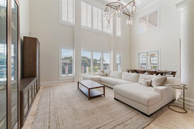 1021 Coral Way, Singer Island, FL 33404