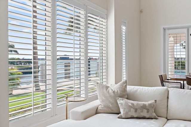 1021 Coral Way, Singer Island, FL 33404