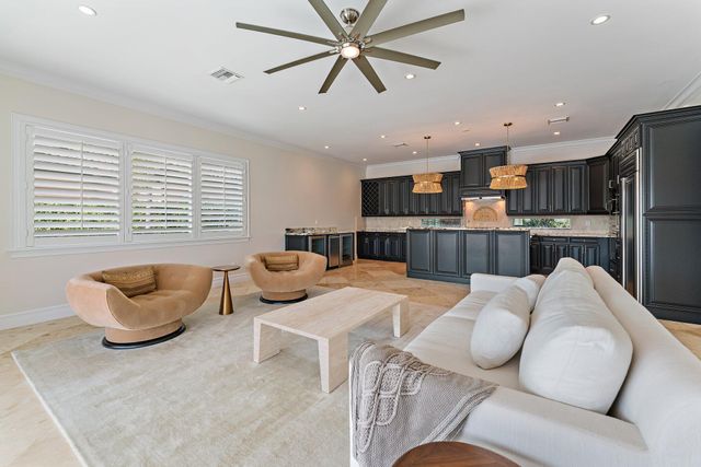 1021 Coral Way, Singer Island, FL 33404