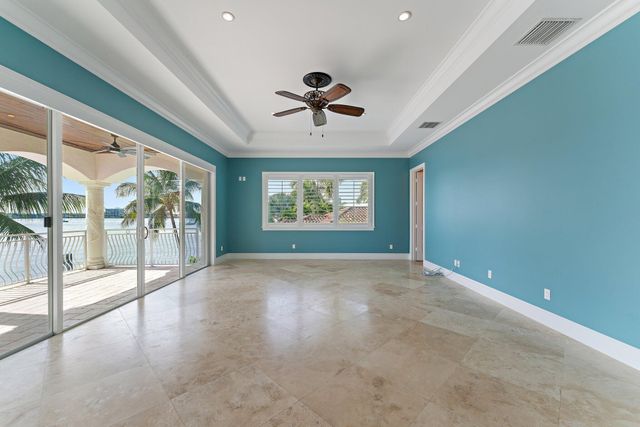 1021 Coral Way, Singer Island, FL 33404