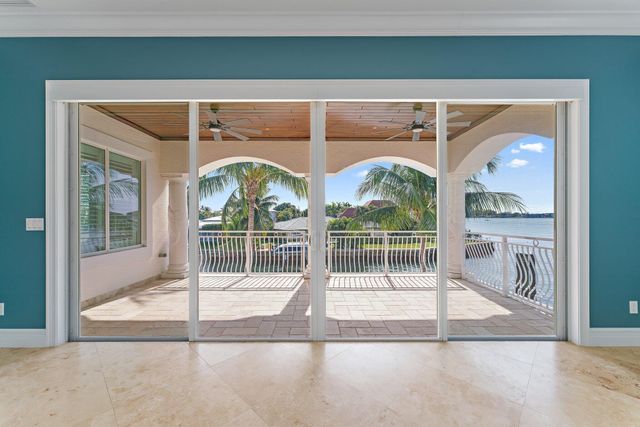 1021 Coral Way, Singer Island, FL 33404