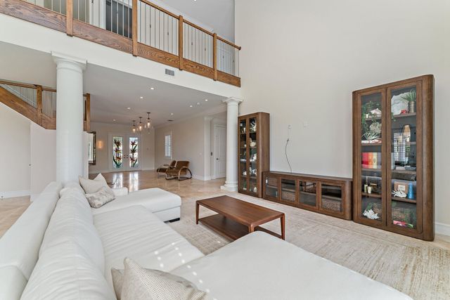 1021 Coral Way, Singer Island, FL 33404