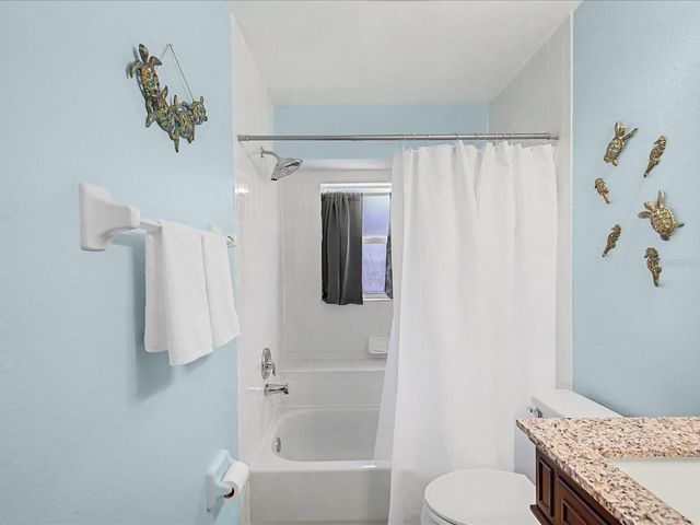 402 VILLAGE DRIVE, Tarpon Springs, FL 34689