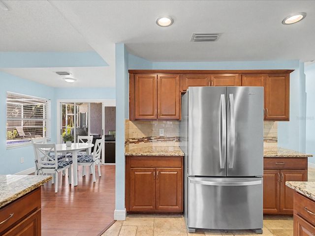 402 VILLAGE DRIVE, Tarpon Springs, FL 34689