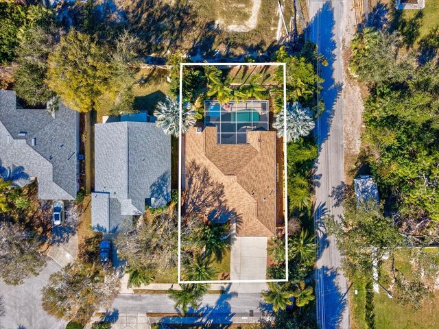 402 VILLAGE DRIVE, Tarpon Springs, FL 34689