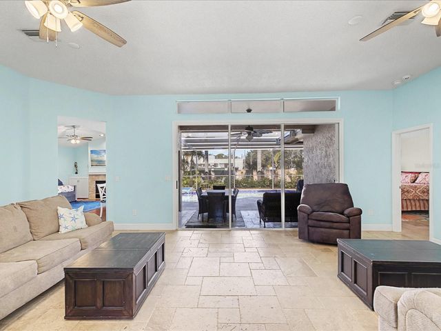 402 VILLAGE DRIVE, Tarpon Springs, FL 34689