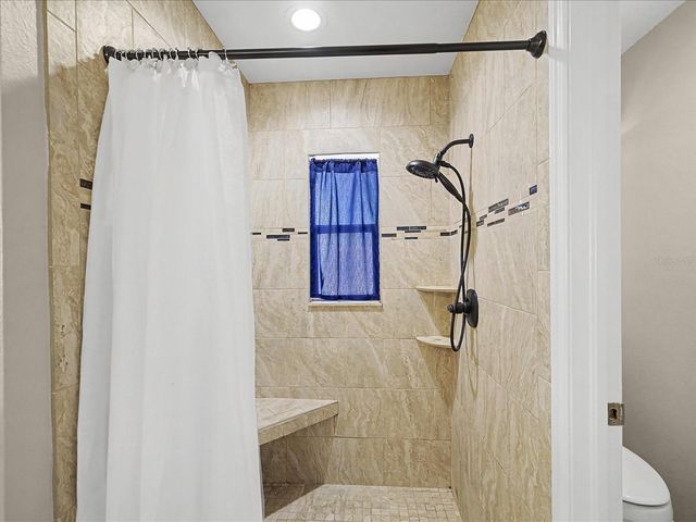 402 VILLAGE DRIVE, Tarpon Springs, FL 34689