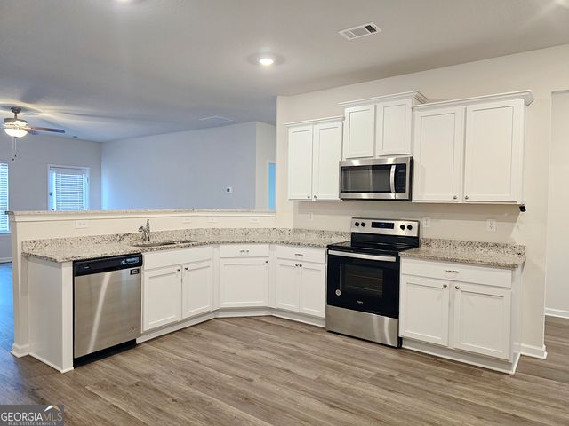 1305 Deutz Drive, Locust Grove, GA 30248