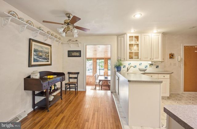 52 PRIZER RD, Phoenixville, PA 19460