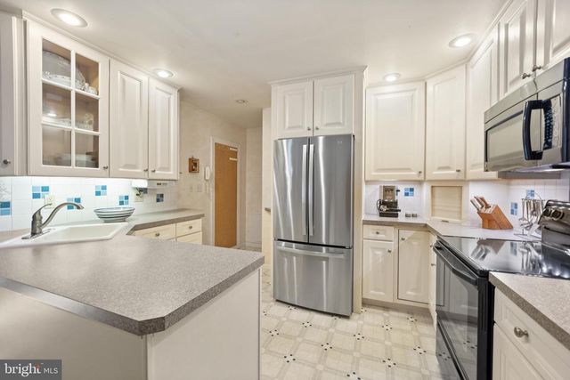 52 PRIZER RD, Phoenixville, PA 19460