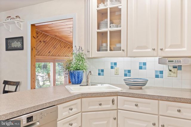 52 PRIZER RD, Phoenixville, PA 19460