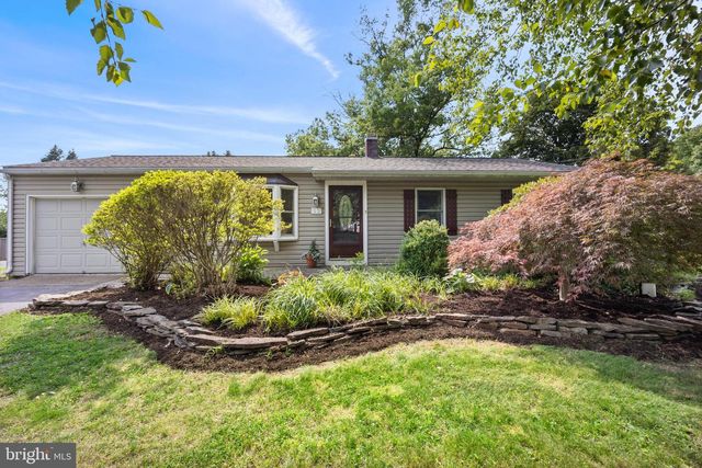 52 PRIZER RD, Phoenixville, PA 19460
