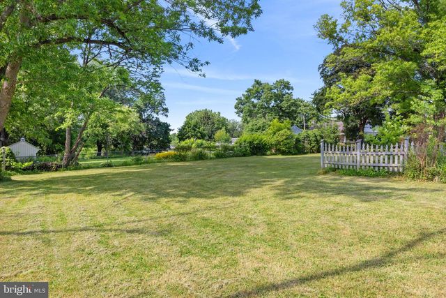 52 PRIZER RD, Phoenixville, PA 19460