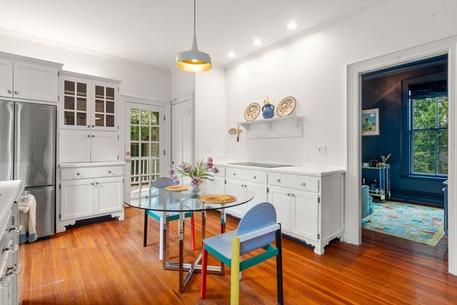 3 Vermont St, Boston, MA 02132